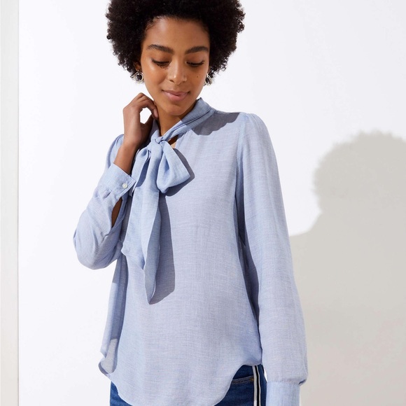 LOFT Tops - Loft chambray tie blouse 🌸